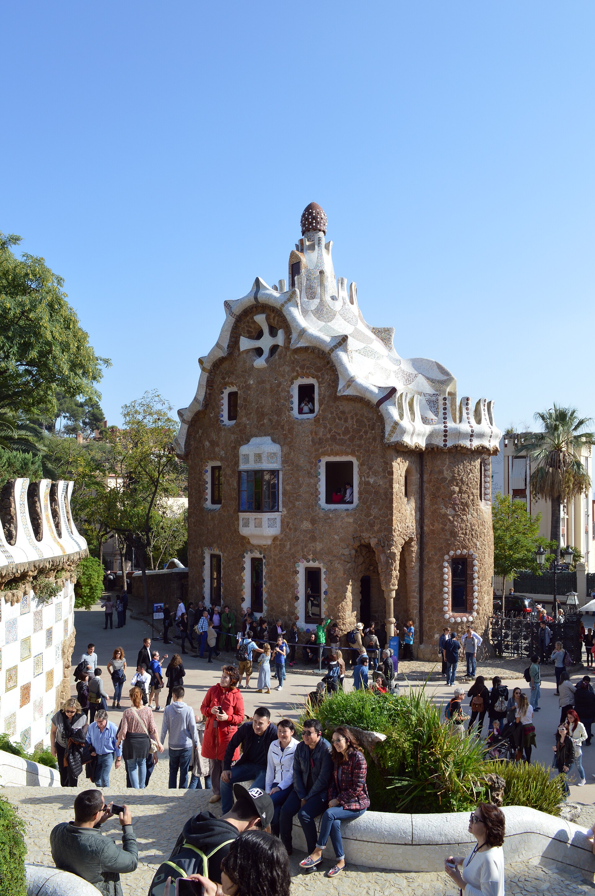 Barcelona building entrance ramp